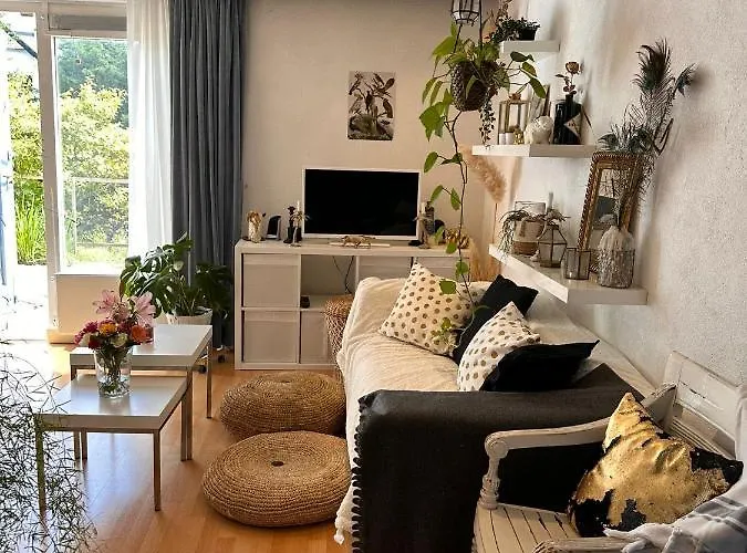 Zuidwest Zeven Free Parking! Зандфорт