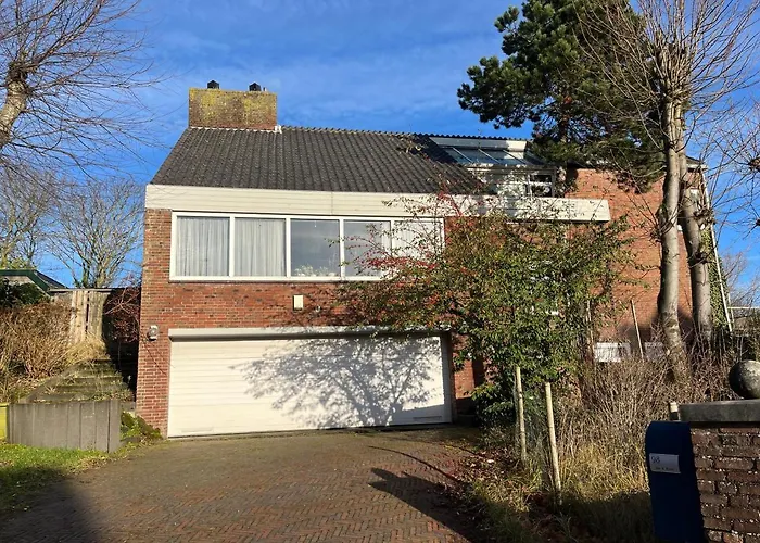 Zuidwest Zeven Free Parking! 4*