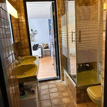 Zuidwest Zeven Free Parking! 4* זנדוורט